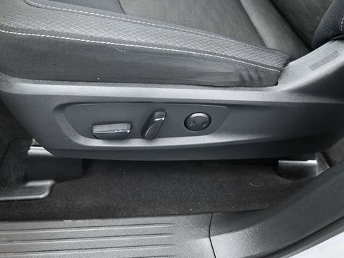 Used 2023 Nissan Pathfinder SV image 21