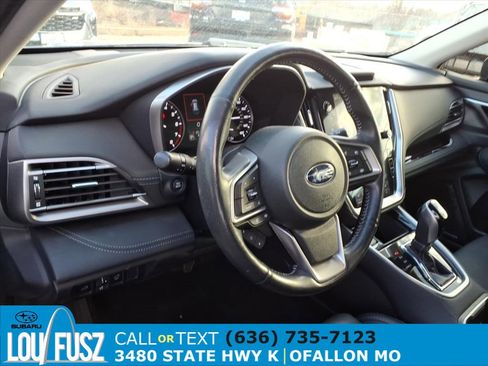 Used 2022 Subaru Outback Limited image 8
