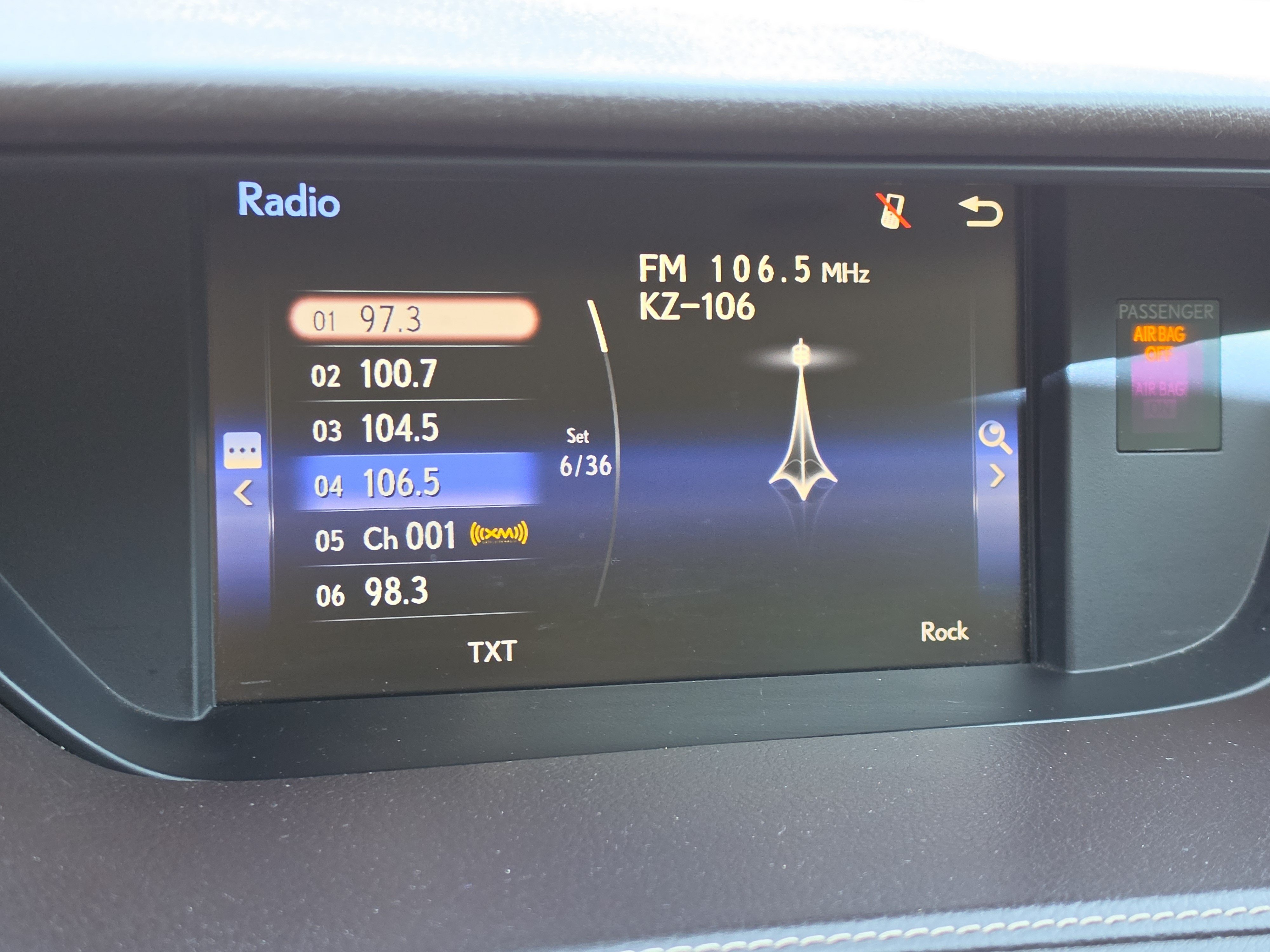 Used 2016 Lexus ES 350 w/ Premium Package w/Wood Trim FWD image 20