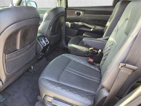 Used 2023 Kia Sorento SX Prestige AWD/4WD image 8