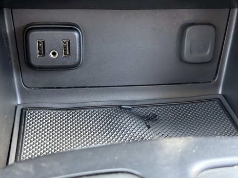 Used 2020 Chevrolet Colorado W/T RWD image 26