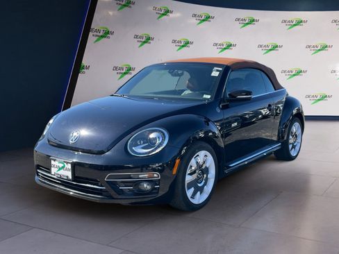 Used 2019 Volkswagen Beetle 2.0T Final Edition SEL FWD image 4
