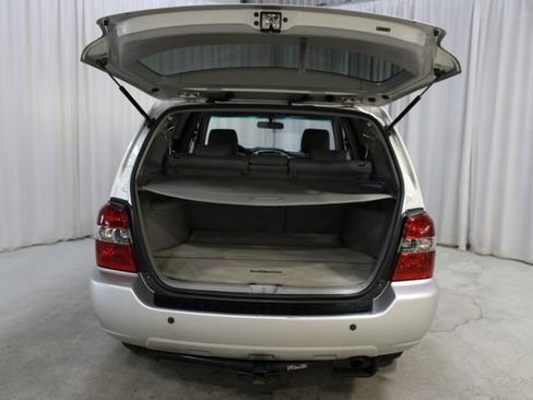 Used 2005 Toyota Highlander V6 AWD/4WD image 30