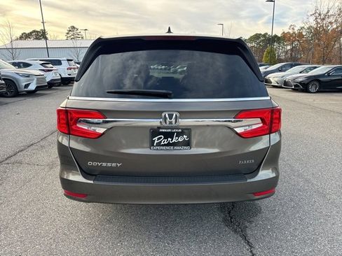 Used 2018 Honda Odyssey EX-L image 3