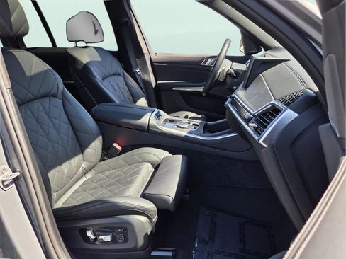 Certified 2025 BMW X5 xDrive40i AWD/4WD image 19