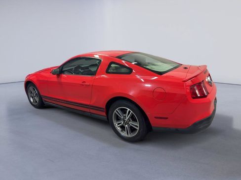 Used 2010 Ford Mustang Premium image 5