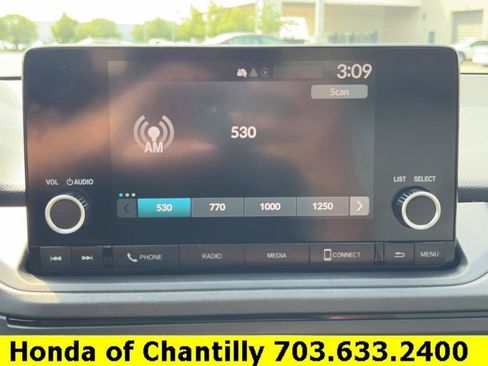 Certified 2025 Honda Accord SE image 14