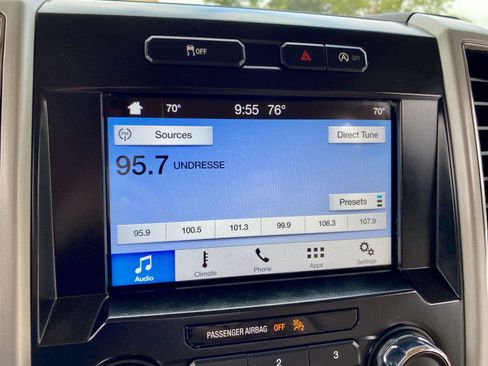 Used 2017 Ford F150 Lariat w/ Equipment Group 501A Mid image 22