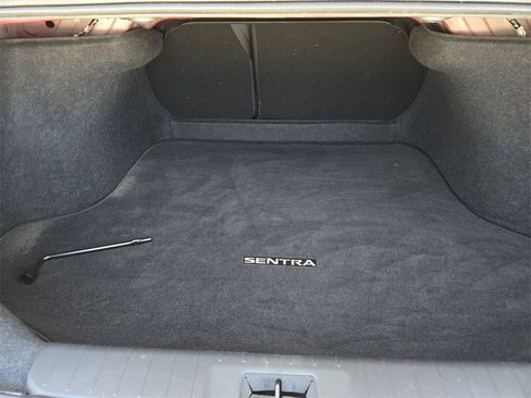 Used 2023 Nissan Sentra SR image 30