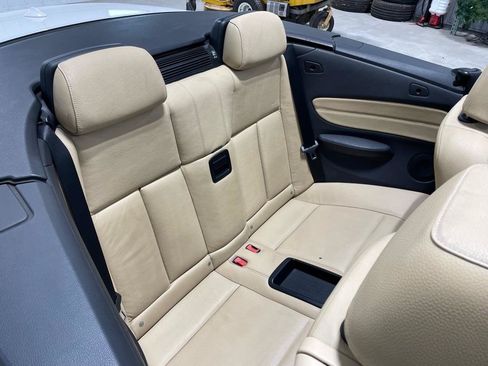 Used 2012 BMW 128i Convertible RWD image 25