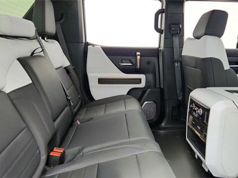 Used 2024 GMC Hummer EV 3X w/ Omega Edition image 24