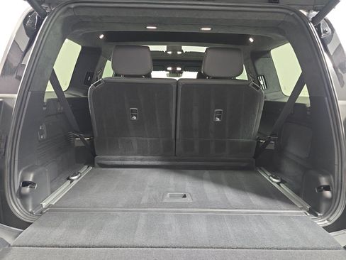Used 2023 Rivian R1S Adventure AWD/4WD image 15