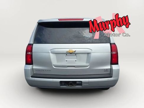 Used 2017 Chevrolet Suburban LT AWD/4WD image 8