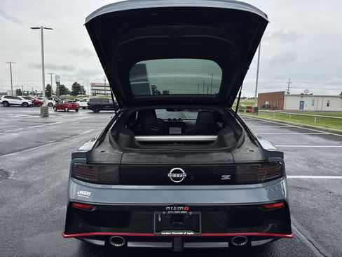 Used 2024 Nissan Z NISMO w/ Floor Mat Package RWD image 23