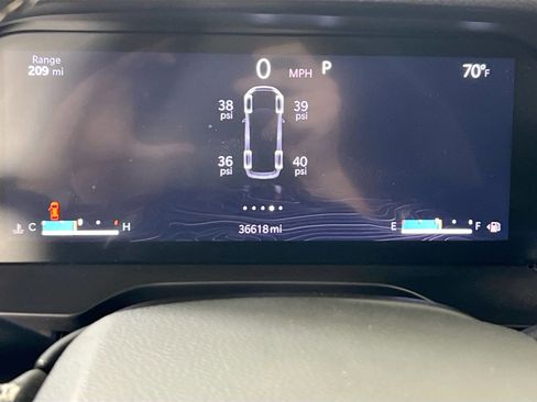 Used 2022 Jeep Grand Cherokee Limited image 12