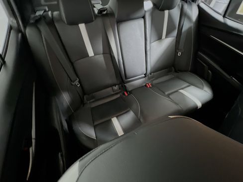 Used 2025 Toyota Camry SE image 33