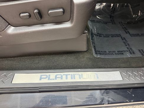 Used 2013 Ford F150 Platinum image 31