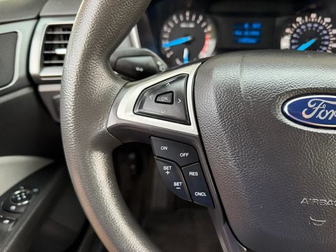 Used 2014 Ford Fusion S FWD image 11