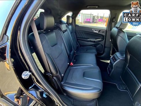 Used 2022 Ford Edge ST image 26
