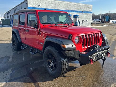 Used 2019 Jeep Wrangler Unlimited Sport S image 7