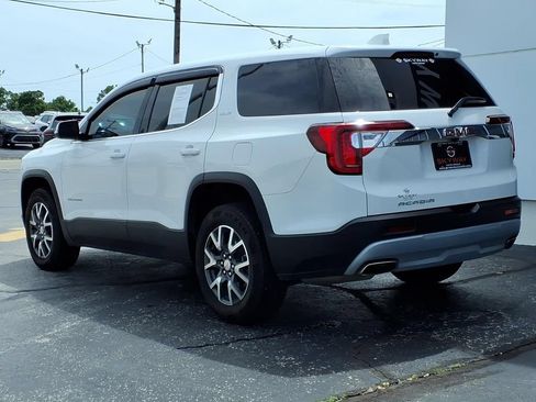 Used 2023 GMC Acadia SLE FWD image 6