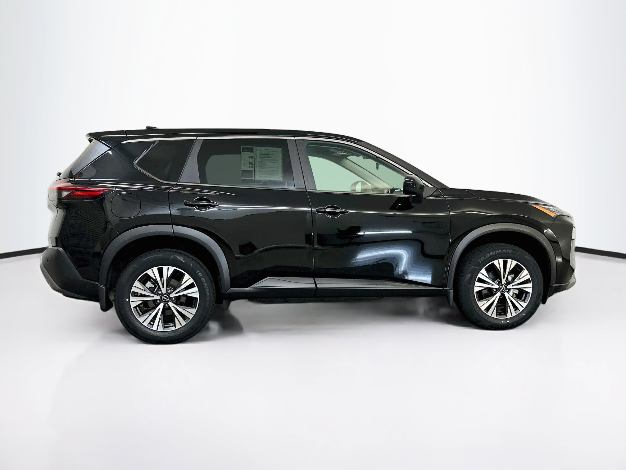 Used 2023 Nissan Rogue SV AWD/4WD image 10