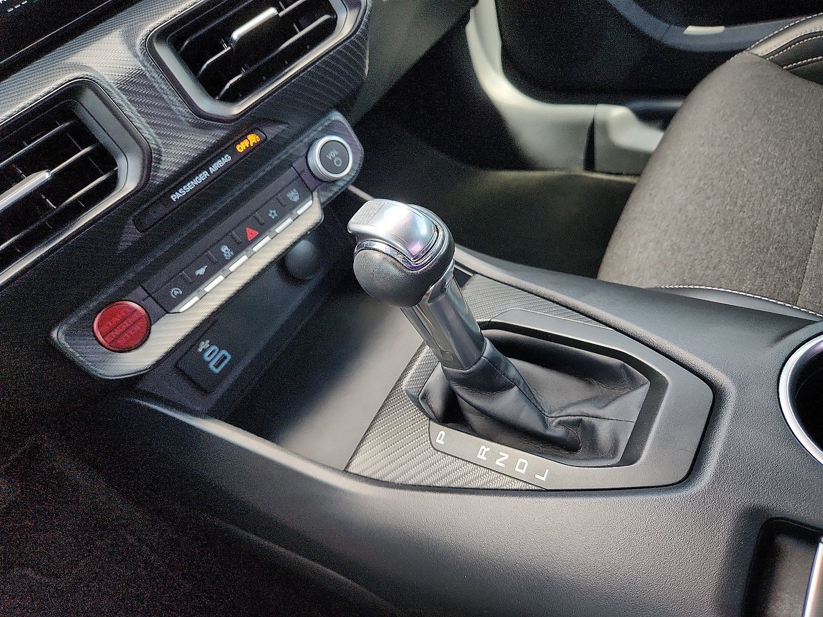 Used 2024 Ford Mustang Coupe RWD image 20