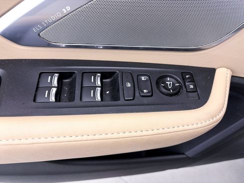 Used 2019 Acura RDX w/ Advance Package AWD/4WD image 18