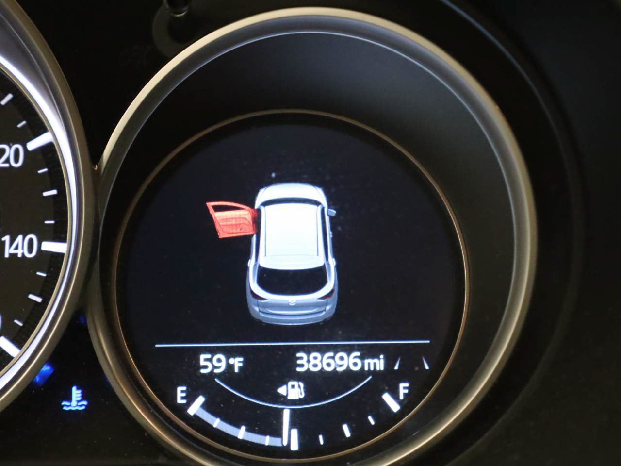 Used 2018 MAZDA CX-5 Touring w/ Preferred Equipment Package FWD image 5