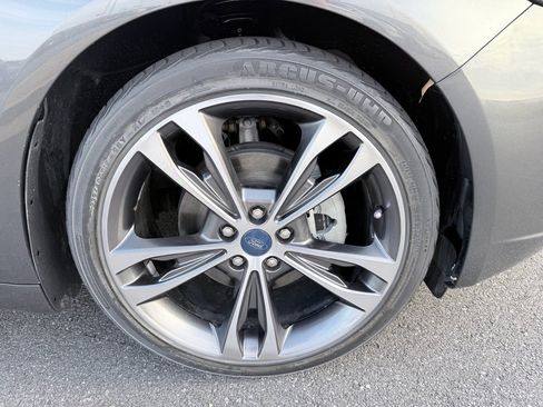 Used 2020 Ford Fusion Titanium image 31