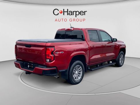 Used 2023 Chevrolet Colorado LT w/ LT Convenience Package II AWD/4WD image 3