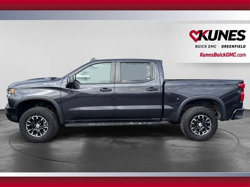 Used 2023 Chevrolet Silverado 1500 ZR2 w/ Technology Package AWD/4WD image 13