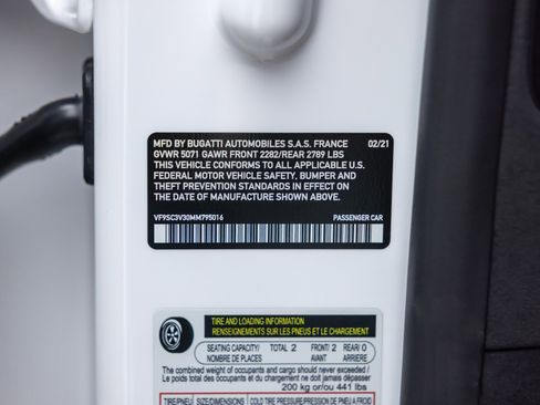 Used 2021 Bugatti Chiron Pur Sport image 97