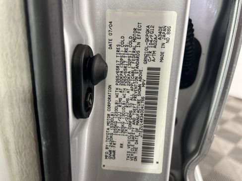 Used 2004 Toyota 4Runner SR5 image 26