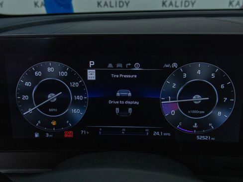 Used 2023 Kia Sportage SX image 16