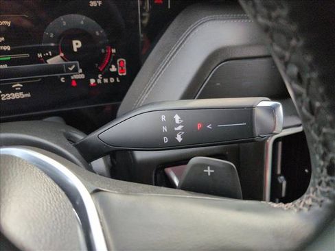 Used 2025 GMC Yukon Denali image 12