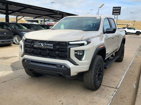 New 2026 GMC Canyon Elevation w/ Convenience Package image 8