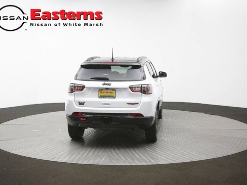 Used 2025 Jeep Compass Trailhawk w/ Trailer Tow Group AWD/4WD image 35
