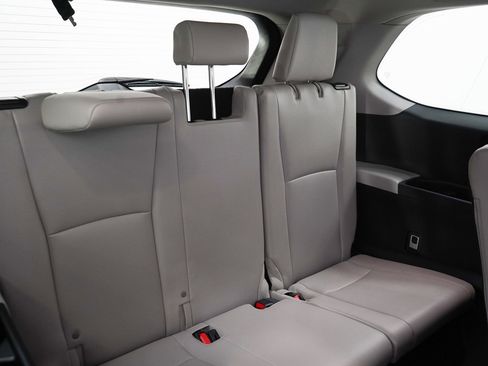 Used 2024 Toyota Grand Highlander XLE image 13