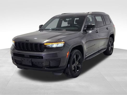 Certified 2022 Jeep Grand Cherokee L Laredo image 16