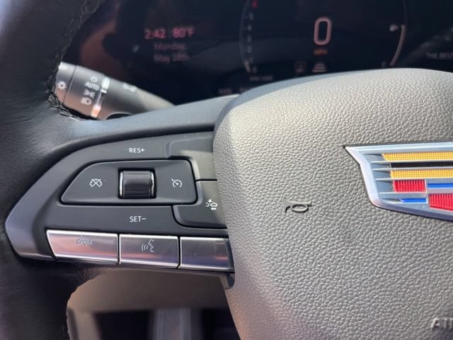 Used 2025 Cadillac XT4 Premium Luxury FWD image 17