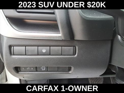 Used 2023 Nissan Rogue SV image 17