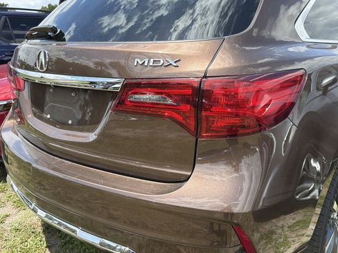 Used 2019 Acura MDX FWD w/ Advance Package image 10