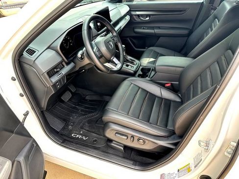 Used 2025 Honda CR-V Sport-L image 8