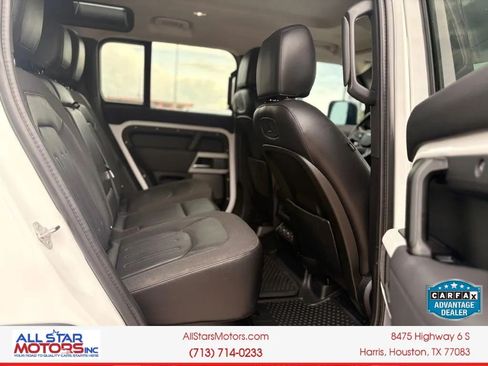 Used 2020 Land Rover Defender 110 SE AWD/4WD image 12