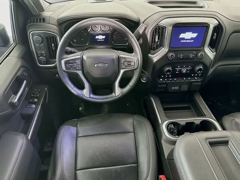 Used 2022 Chevrolet Silverado 2500 LTZ w/ LTZ Plus Package AWD/4WD image 10
