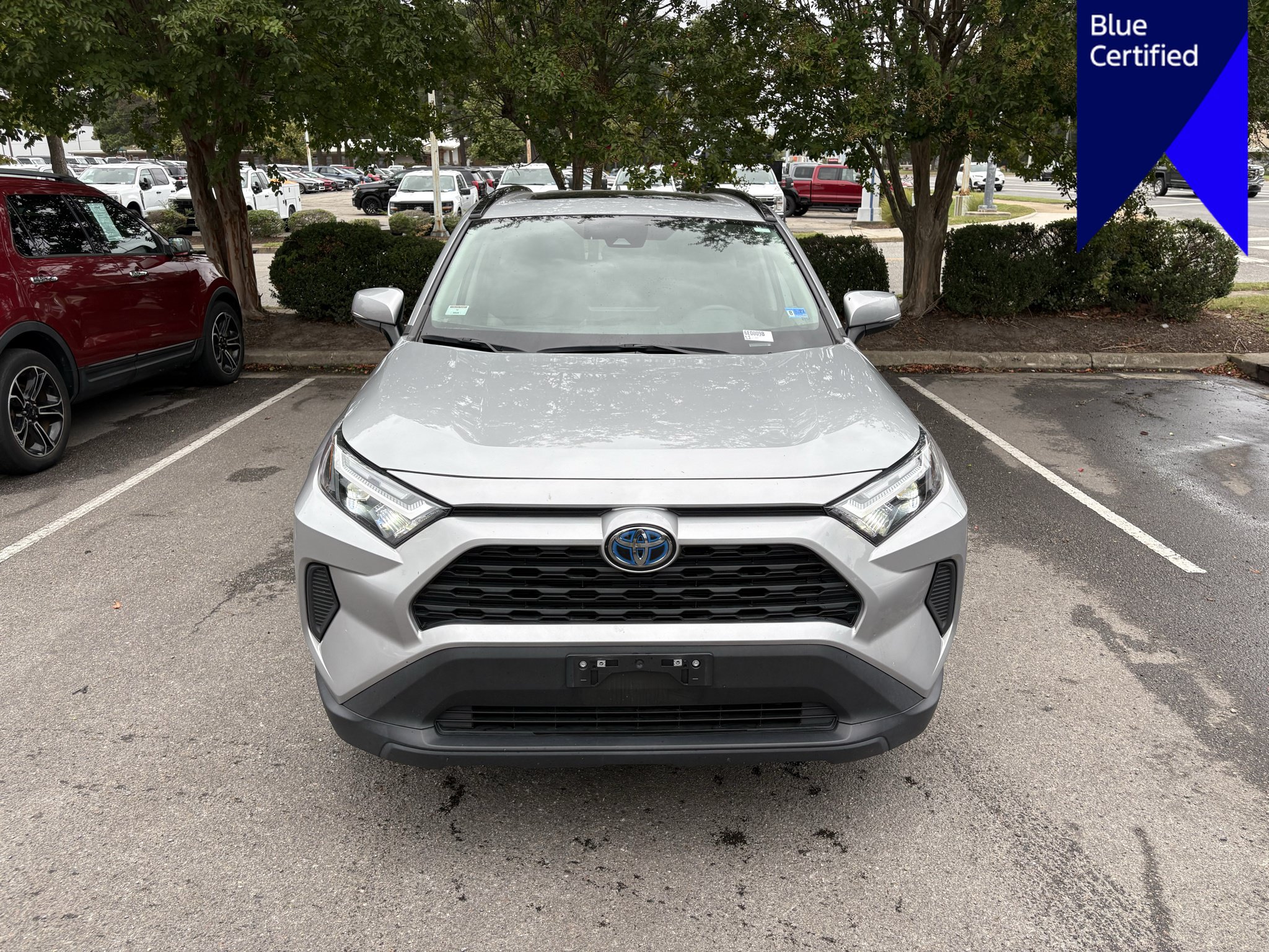 Used 2024 Toyota RAV4 XLE w/ Convenience Package AWD/4WD image 2