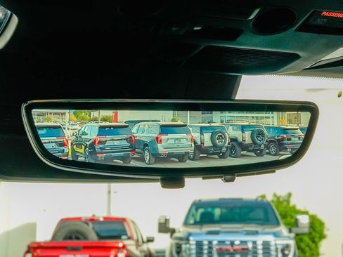 Used 2025 GMC Hummer EV 2X image 23