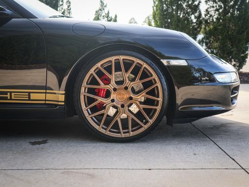 Used 2005 Porsche 911 Carrera S image 14