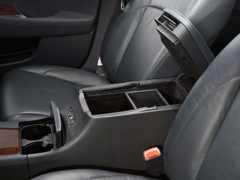 Used 2010 Lexus ES 350 image 17